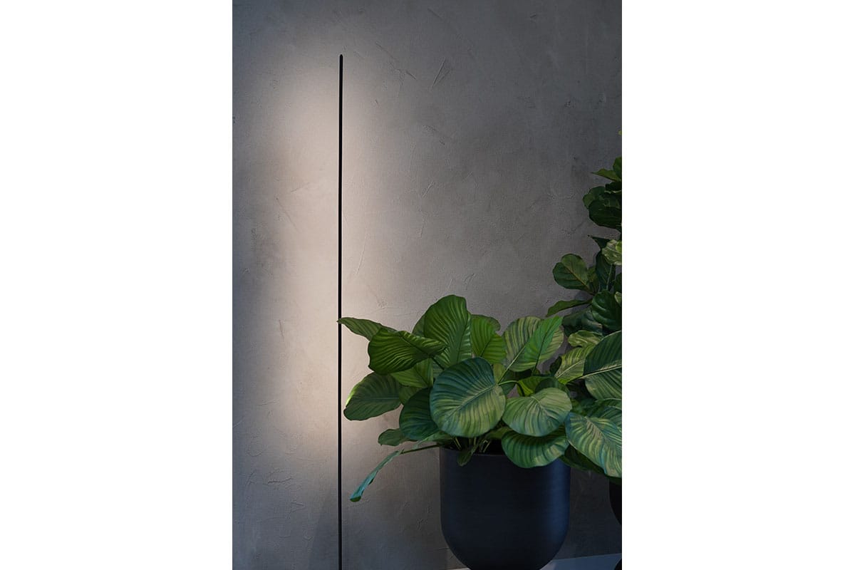 String Floor, produktbillede 3 af 8, Skrivebordslamper hos HomeNordic
