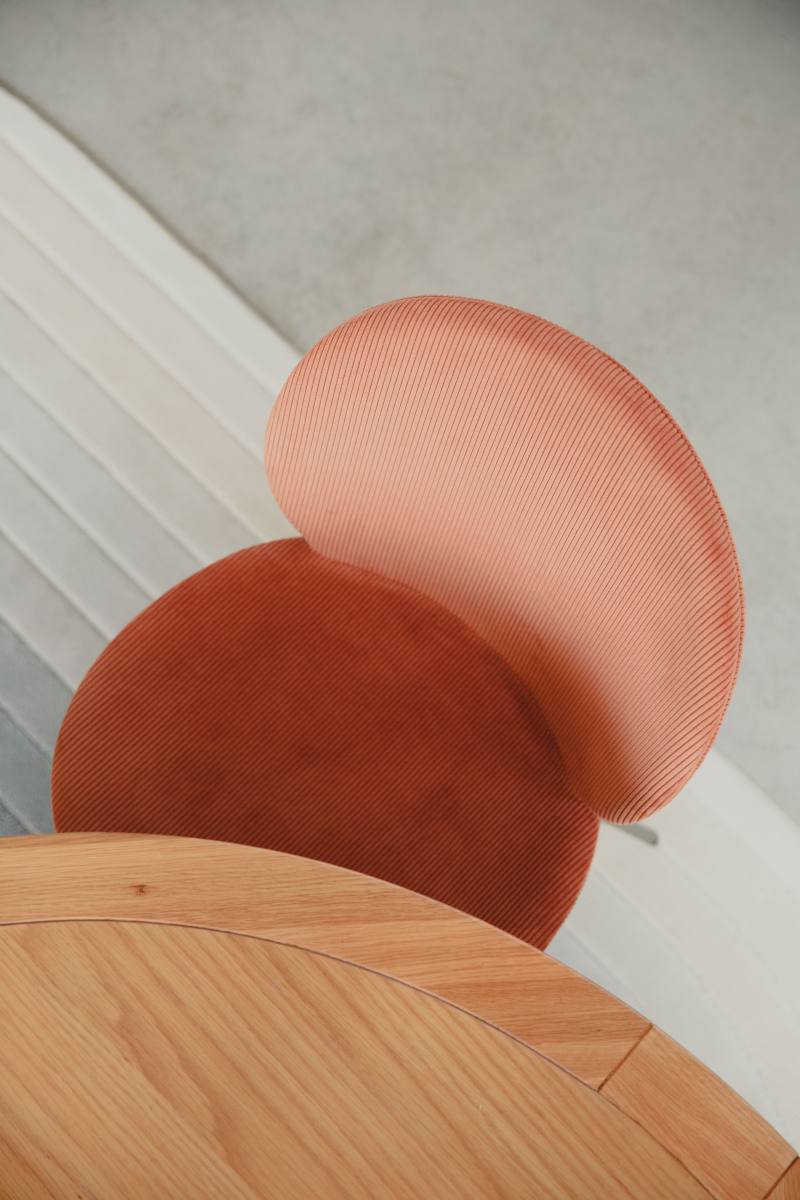 ZUIVER Storm spisebord, rund, produktbillede 9 af 11, Spiseborde hos HomeNordic