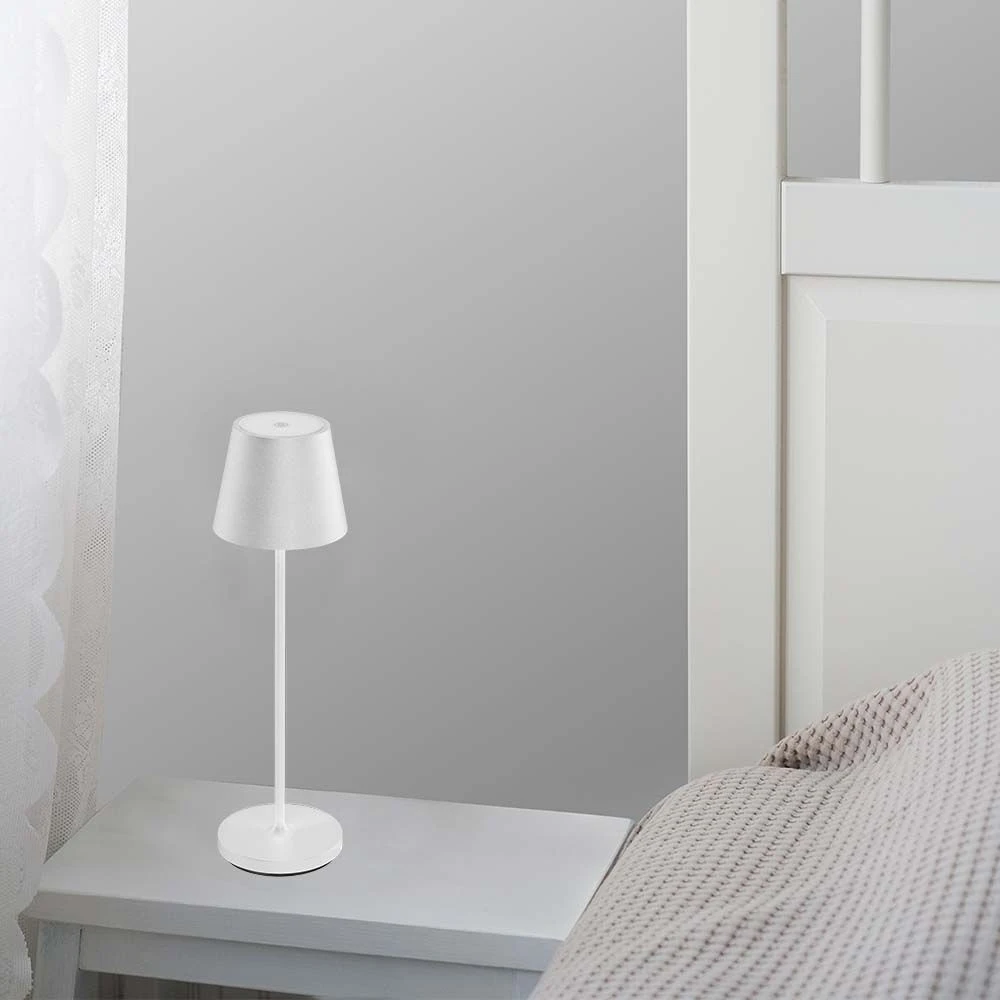 V-Tac opladelig bordlampe, trådløs, Bordlamper hos HomeNordic