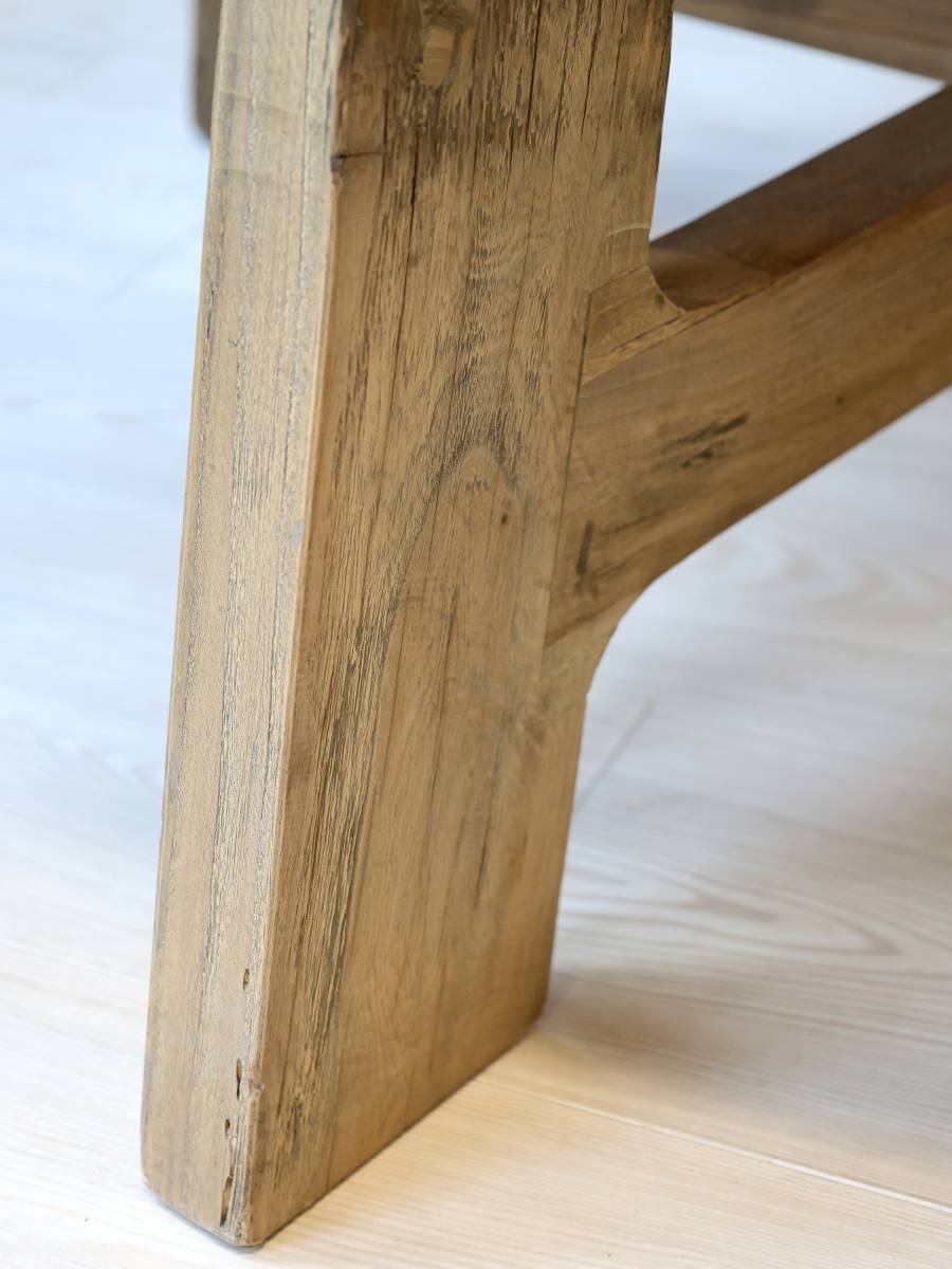 CHIC ANTIQUE MARSEILLE SPISEBORD GENBRUGSTRÆ, produktbillede 7 af 7, Spiseborde hos HomeNordic