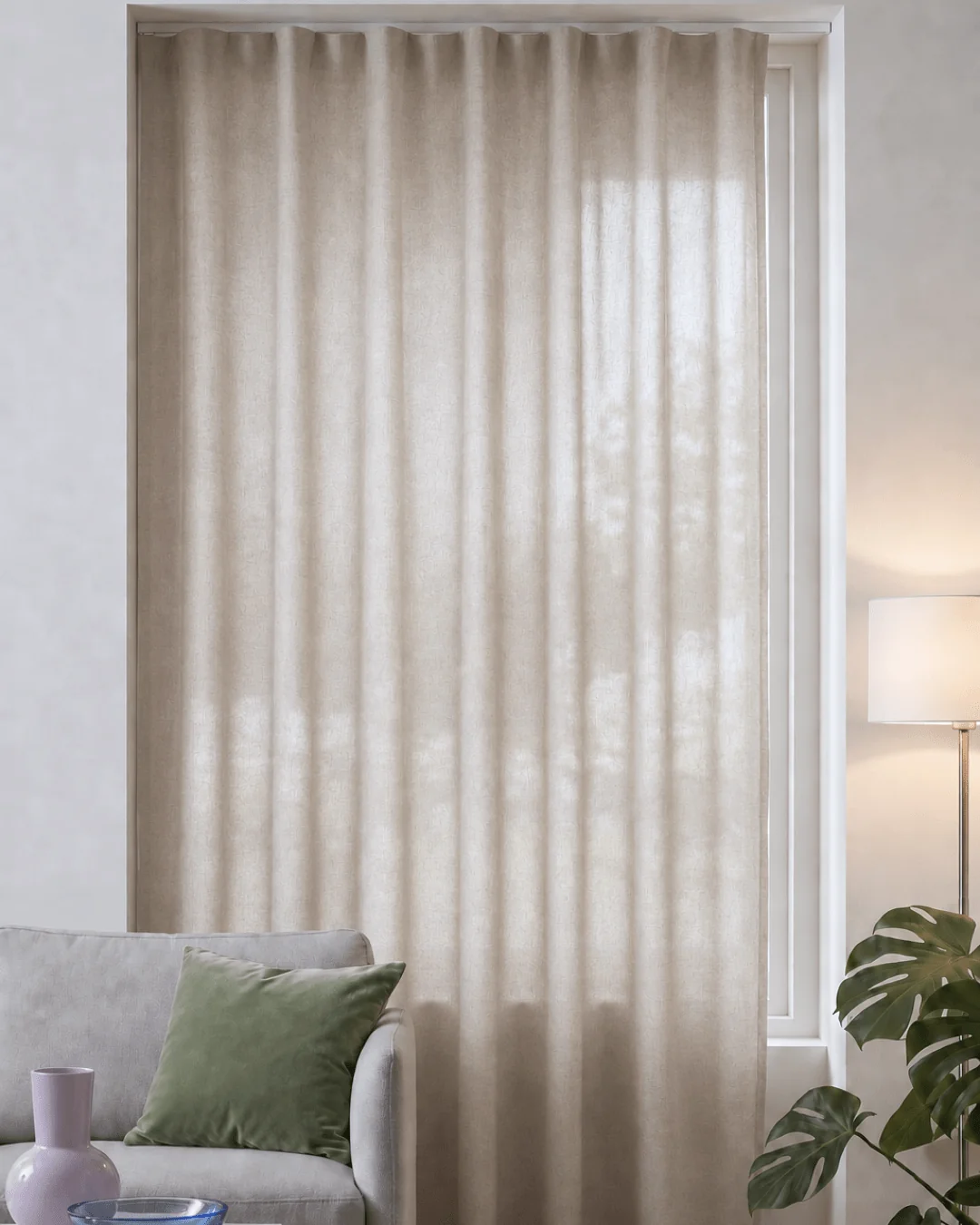 ARUBA – Lysdæmpende wavegardin, Kold Beige, produktbillede 2 af 7, Gardiner hos HomeNordic