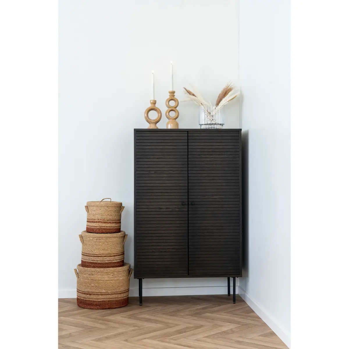 Kyoto Vitrineskab - Vitrineskab, 2 Låger, Egefiner, Smoked, Sorte Metalben 80X40X130 Cm – billede 2