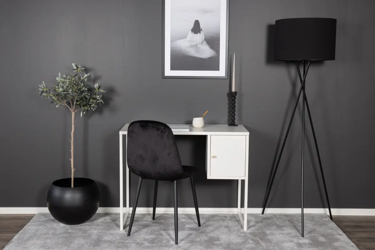 Venture Home, Skriveborde hos HomeNordic
