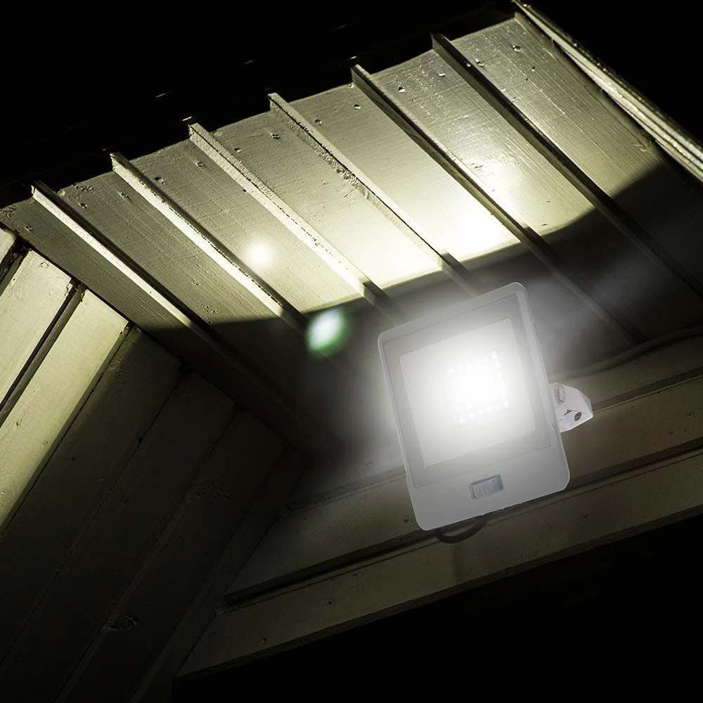30W LED projektør med sensor, Projektører hos HomeNordic
