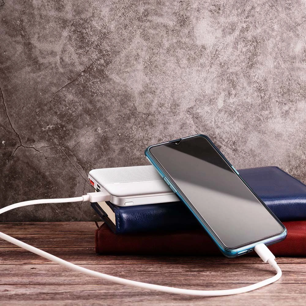 10000mAh Powerbank, 22.5W, Powerbanks hos HomeNordic