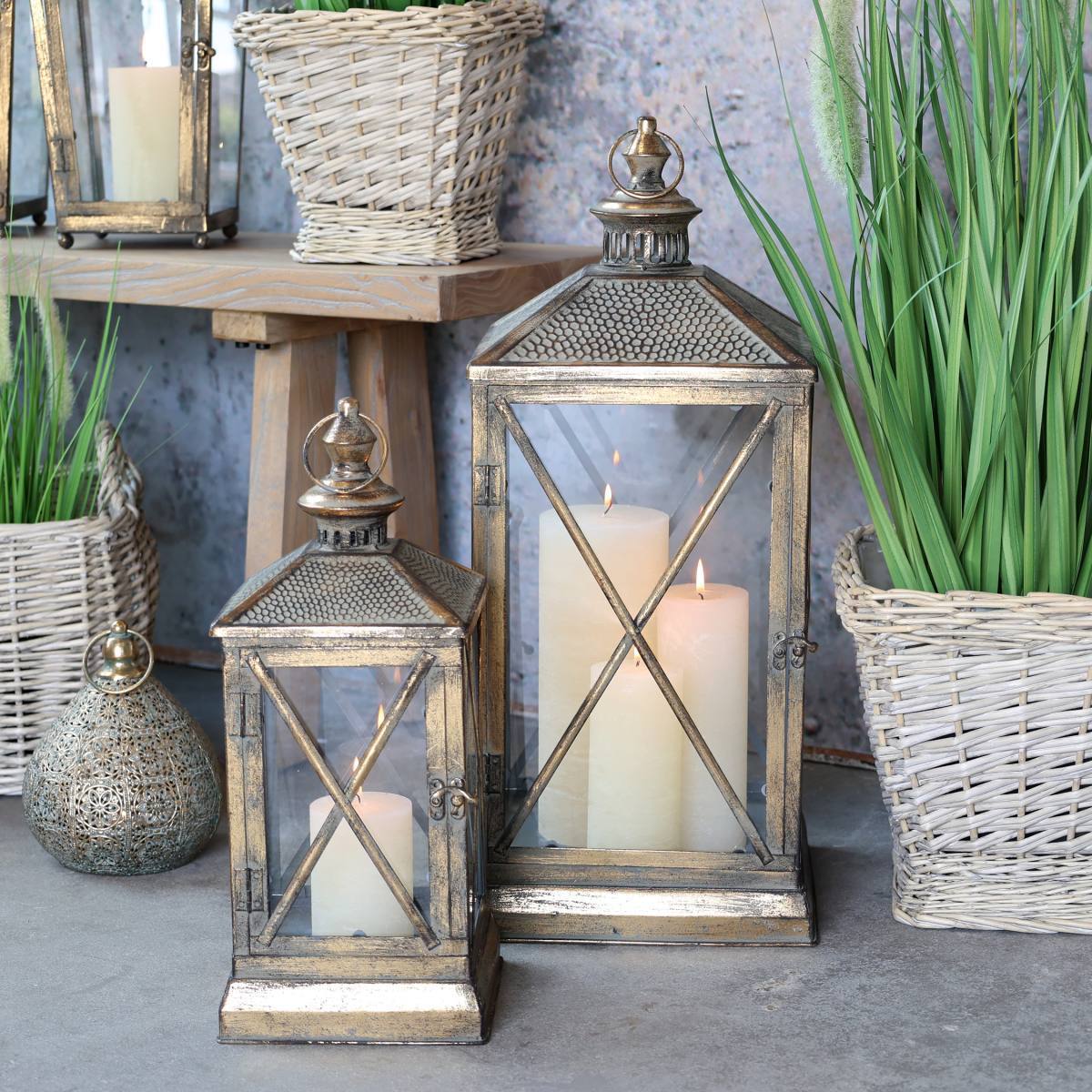 CHIC ANTIQUE LATERNE M/MØNSTRE PÅ TAG ANTIQUE/MESSING, produktbillede 2 af 6, Gulvlamper hos HomeNordic