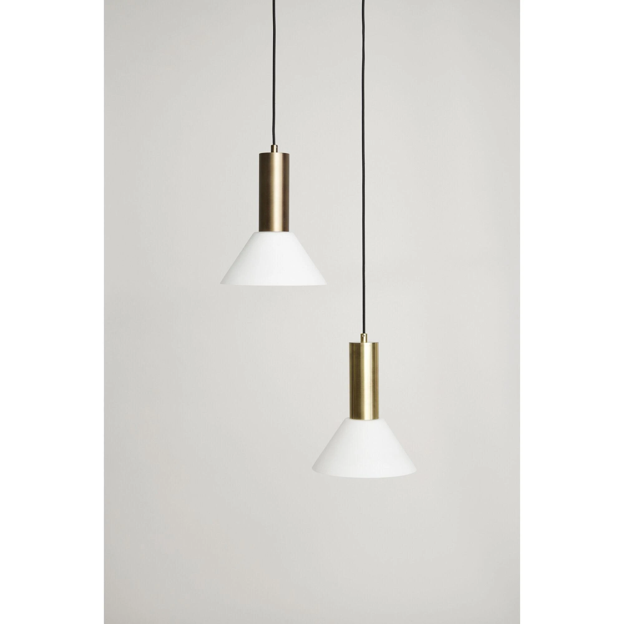 Contrast Loftslampe, produktbillede 4 af 5, Loftlamper hos HomeNordic