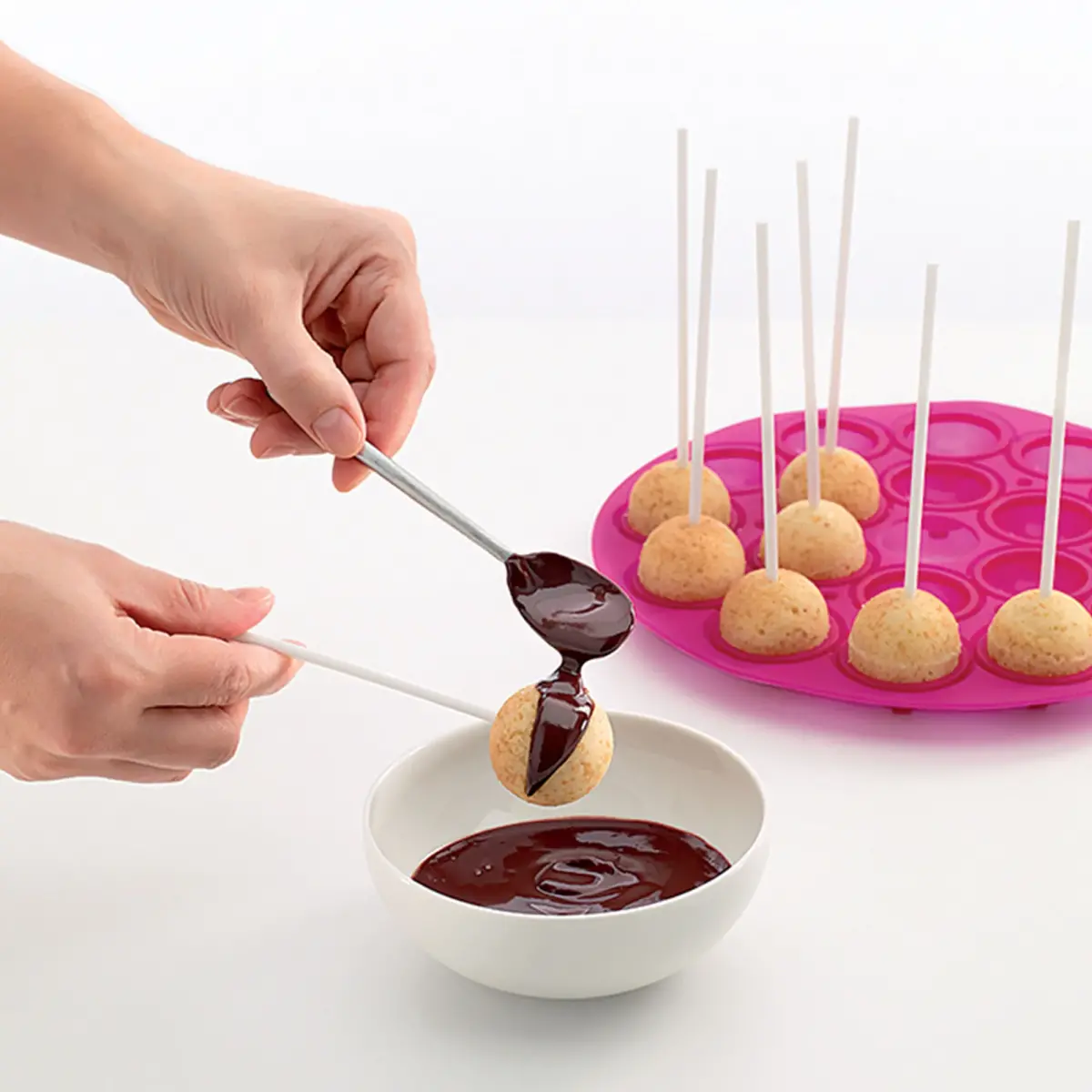 Cake Pops-form i silikone, lyserød, produktbillede 4 af 4, Kageforme hos HomeNordic