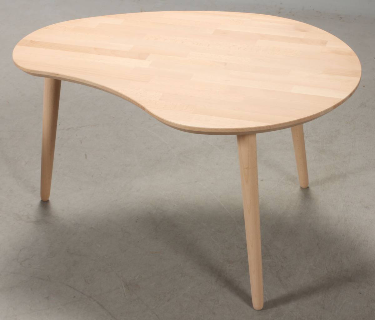 CT 10 - Sofabord i massiv bøg med paletform og størrelse 107 x 79 cm, produktbillede 3 af 24, Nordisk design hos HomeNordic