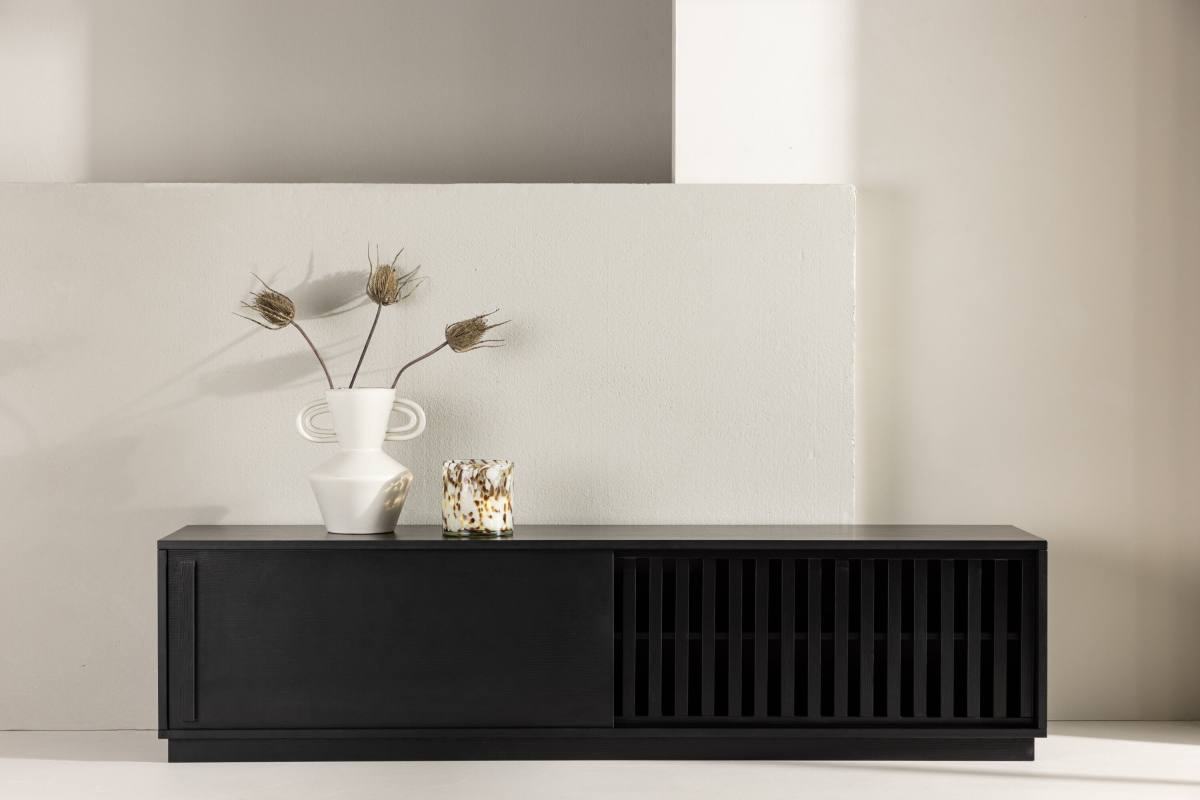 VENTURE DESIGN Lugo TV-bænk, m. 2 skydelåger og hylde, produktbillede 16 af 16 hos HomeNordic