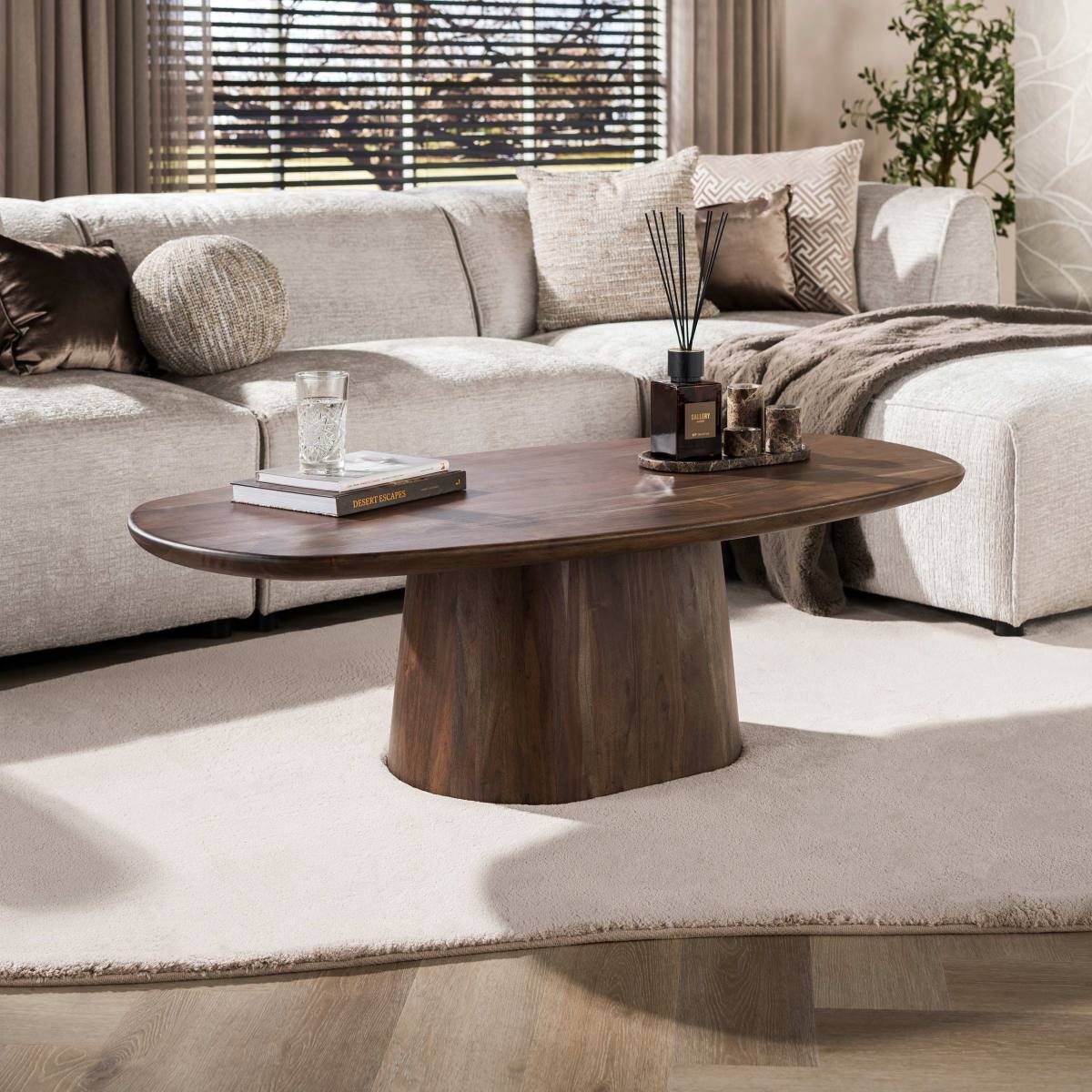 Massimo - Sofabord i massiv brun akacie træ, Moderne designs hos HomeNordic