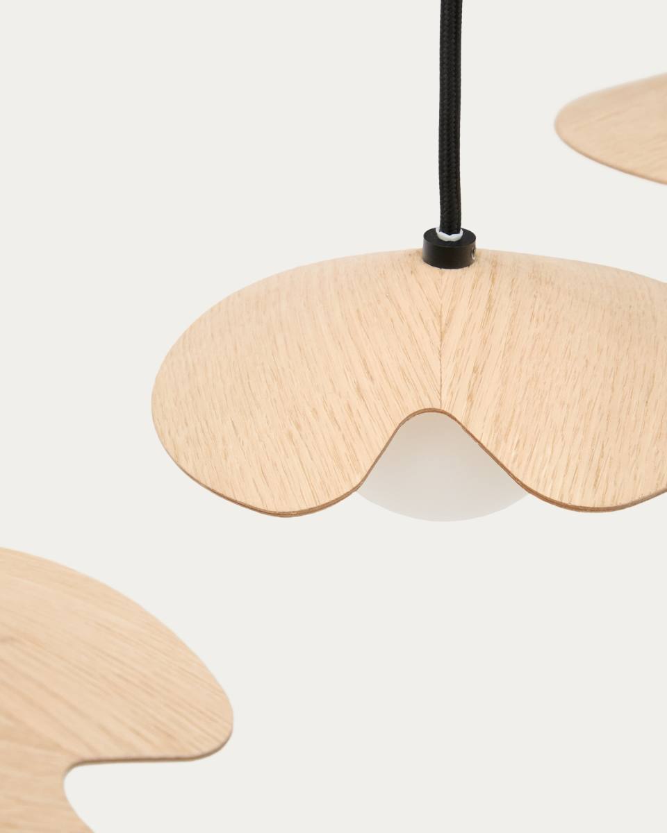 KAVE HOME Wilara loftlampe, m. 3 hvide røgglaskugler, produktbillede 3 af 4, Loftlamper hos HomeNordic