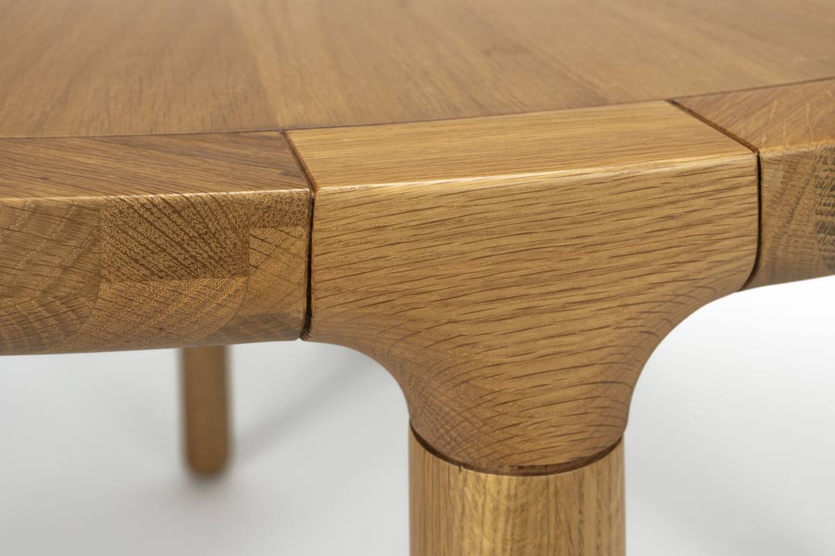 ZUIVER Storm spisebord, rund, produktbillede 6 af 11, Spiseborde hos HomeNordic