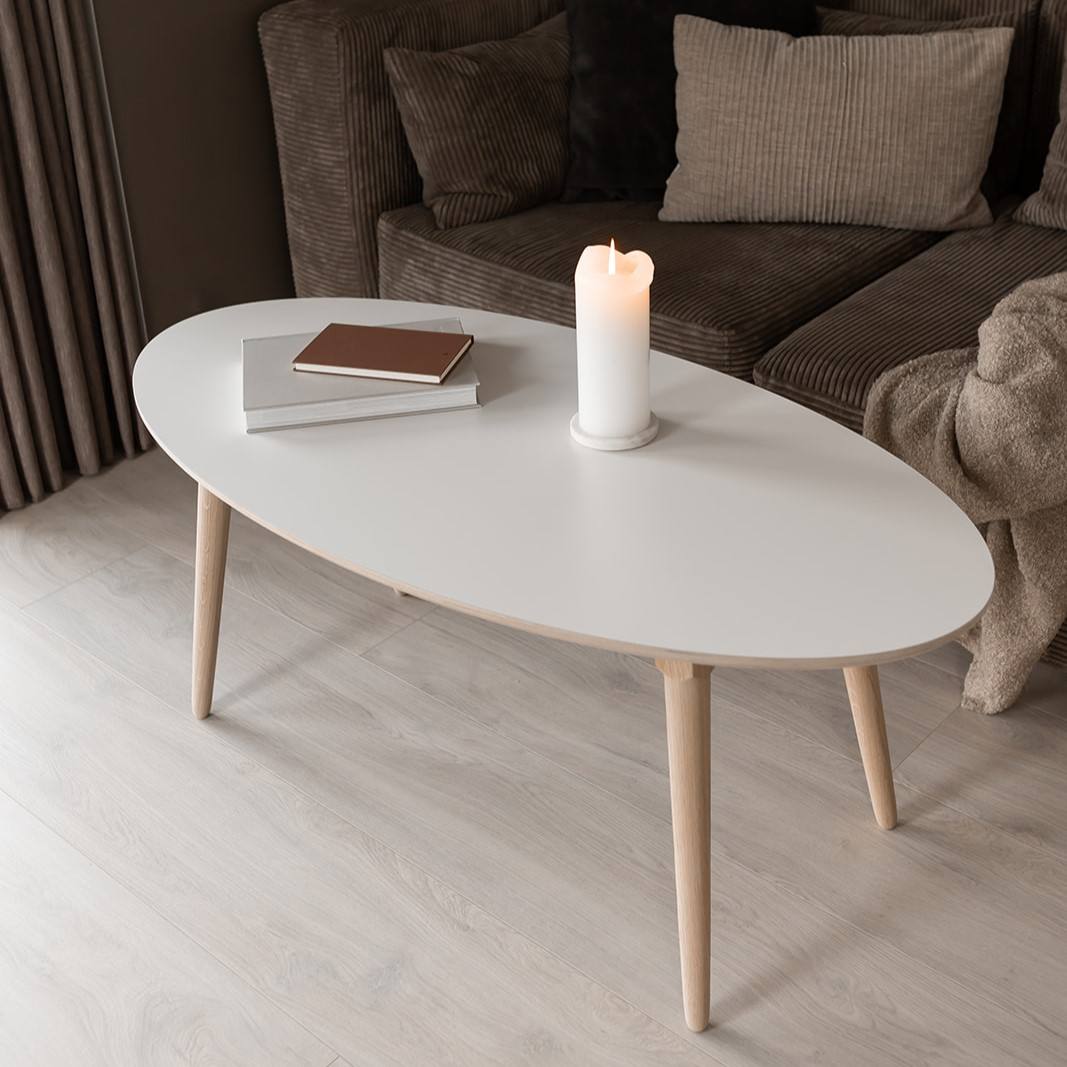 CT 10 - Elipseformet sofabord i hvid laminat og stel i eg, produktbillede 3 af 10, Nordisk design hos HomeNordic