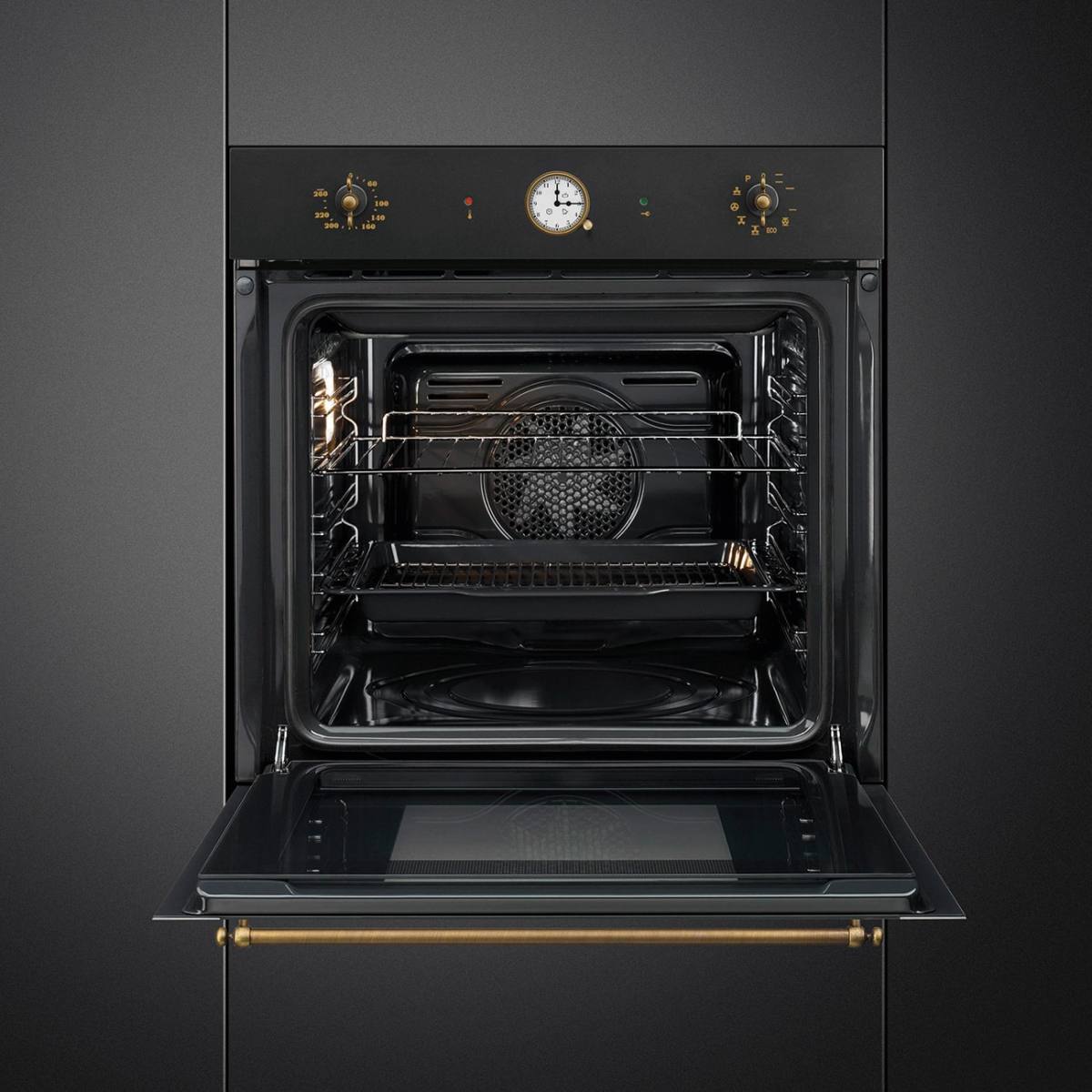 SMEG Indbygningsovn SFP68C1TAO, produktbillede 2 af 8, Ovne hos HomeNordic