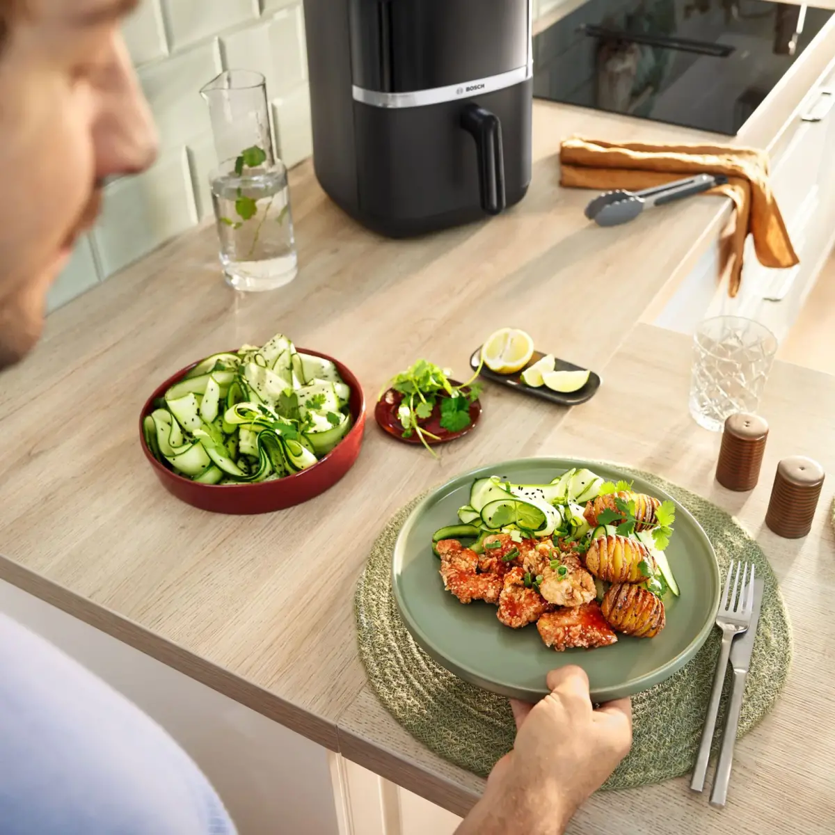 Serie 4 airfryer 6,1 liter, sort, produktbillede 7 af 7, Airfryers hos HomeNordic