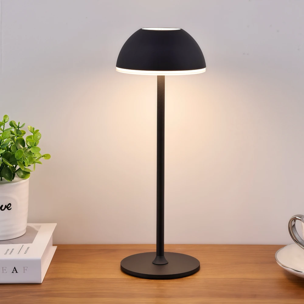 Opladelig LED bordlampe Inde/ude, Bordlamper hos HomeNordic