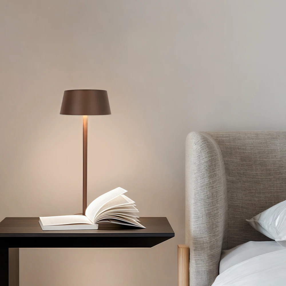 Opladelig LED bordlampe, Bordlamper hos HomeNordic