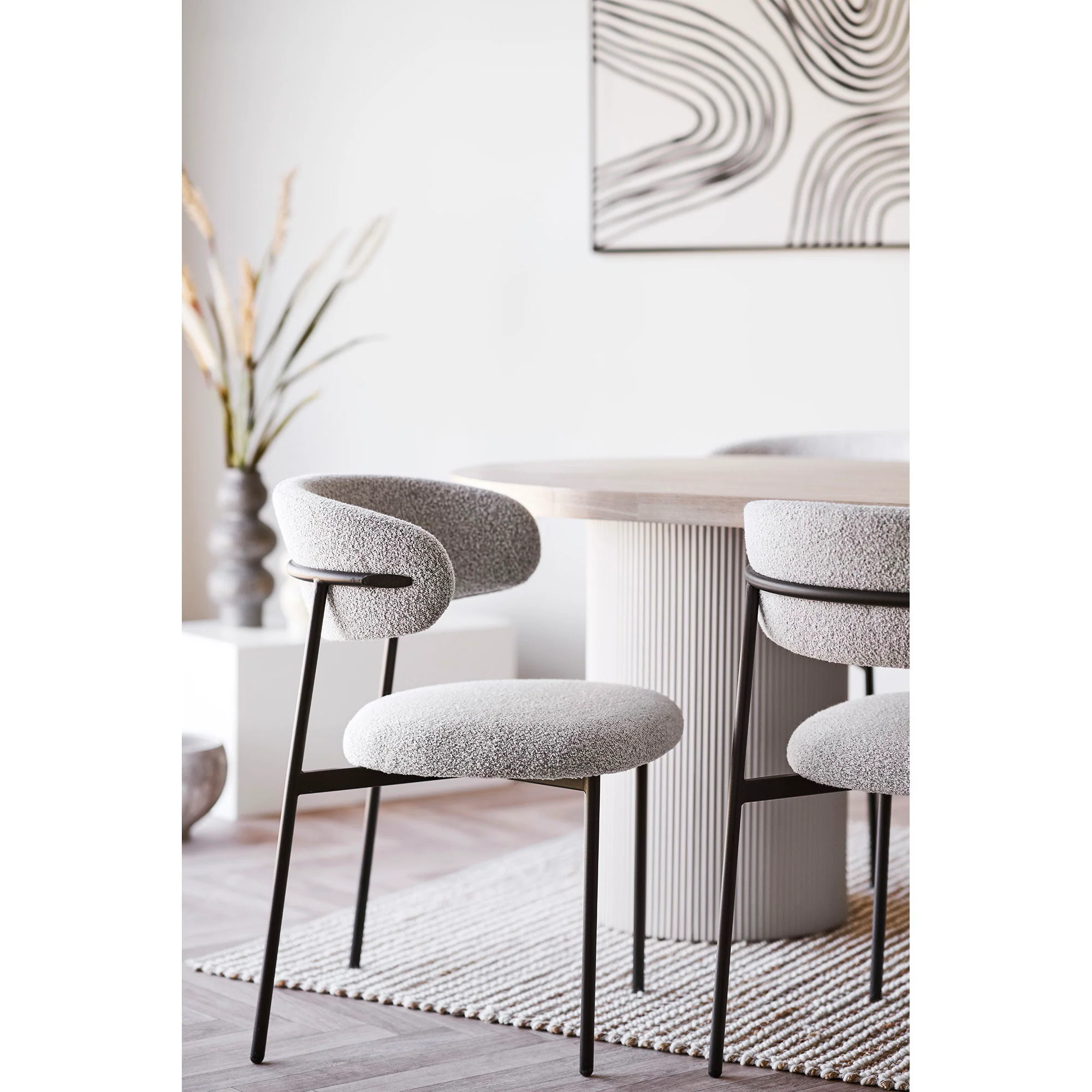 Solva Spisebord, produktbillede 8 af 8, Spiseborde hos HomeNordic