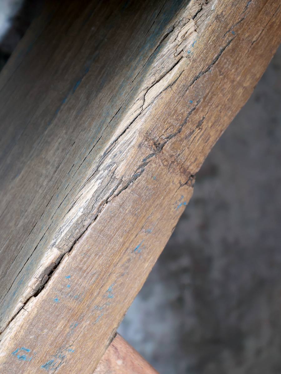 CHIC ANTIQUE GRIMAUD ANRETTERBORD NATUR, produktbillede 5 af 8, Vitrineskabe hos HomeNordic
