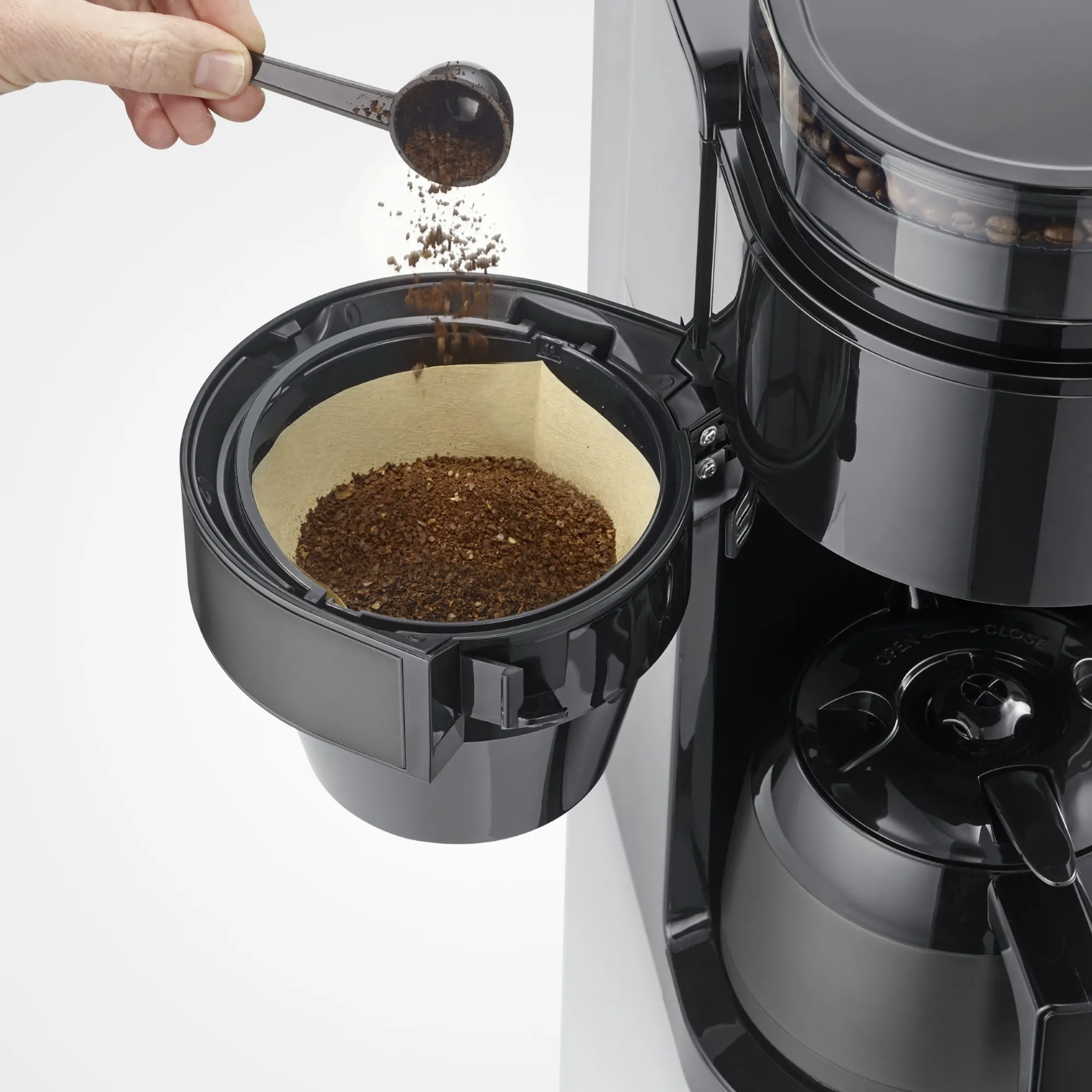 Kaffemaskine med kværn & termokande, dark inox, produktbillede 3 af 5, Kaffemaskiner hos HomeNordic
