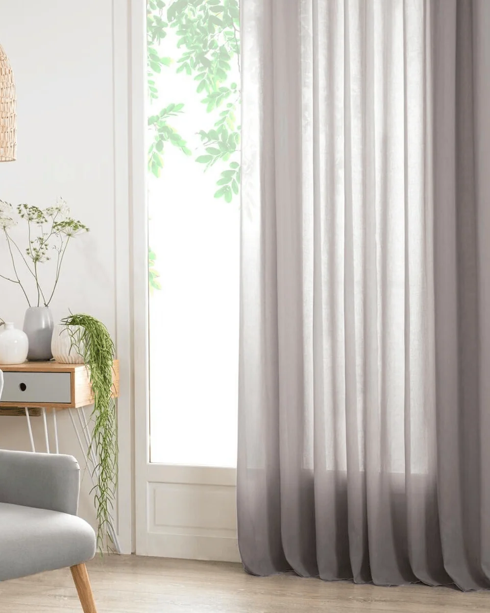 ANA – Let gardin, Grå, Gardiner hos HomeNordic