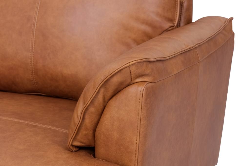 Jazz sofa i brun okselæder, produktbillede 8 af 9, Sofaer hos HomeNordic