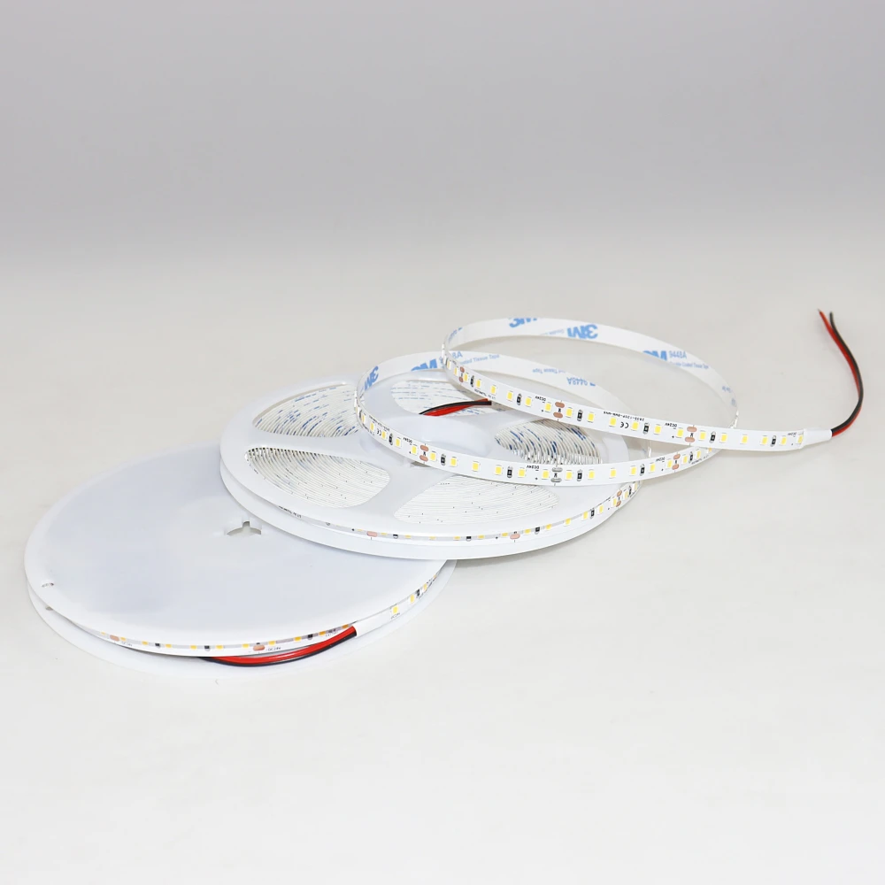 5m 12W/m LED strip RA97, LED-strips hos HomeNordic