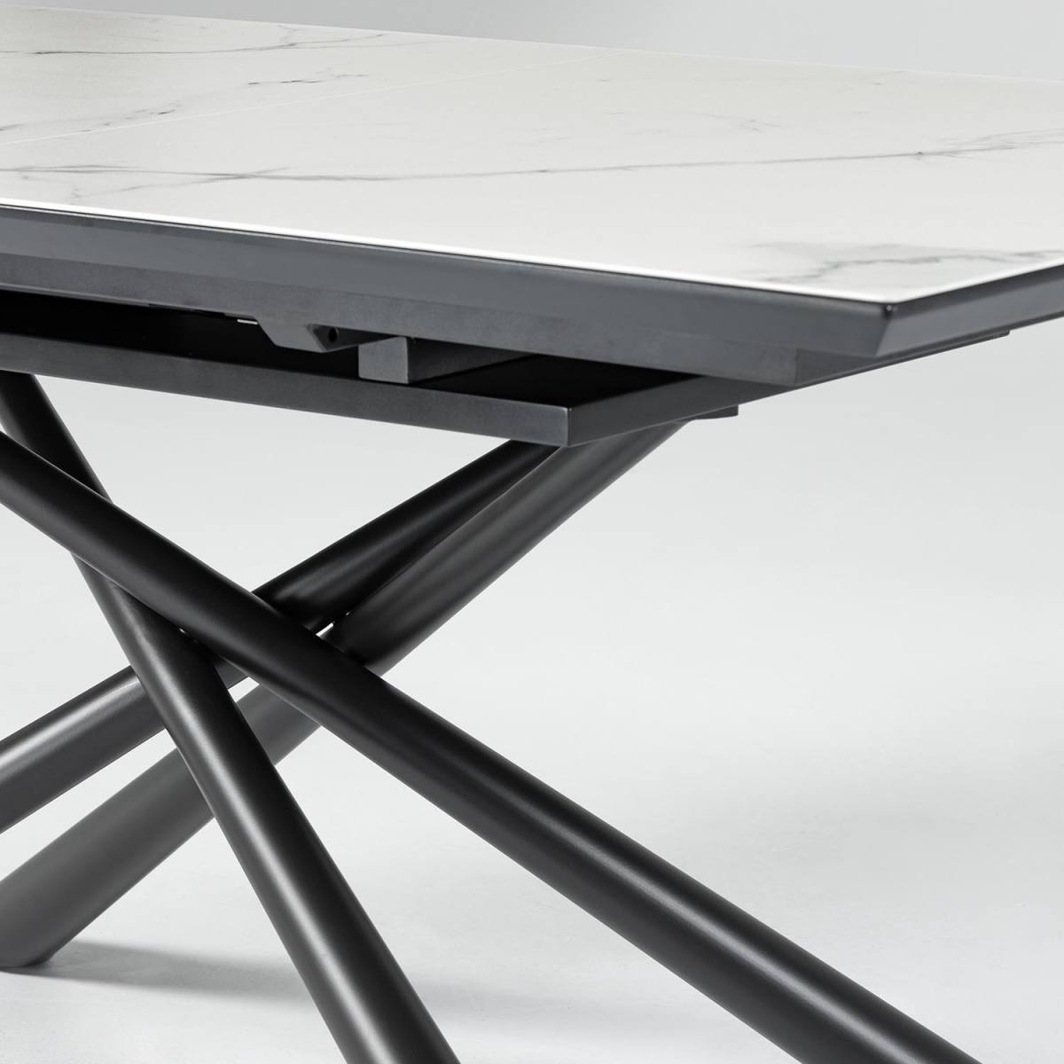 KAVE HOME Theone spisebord, m. butterflybordplade, produktbillede 5 af 8, Spiseborde hos HomeNordic
