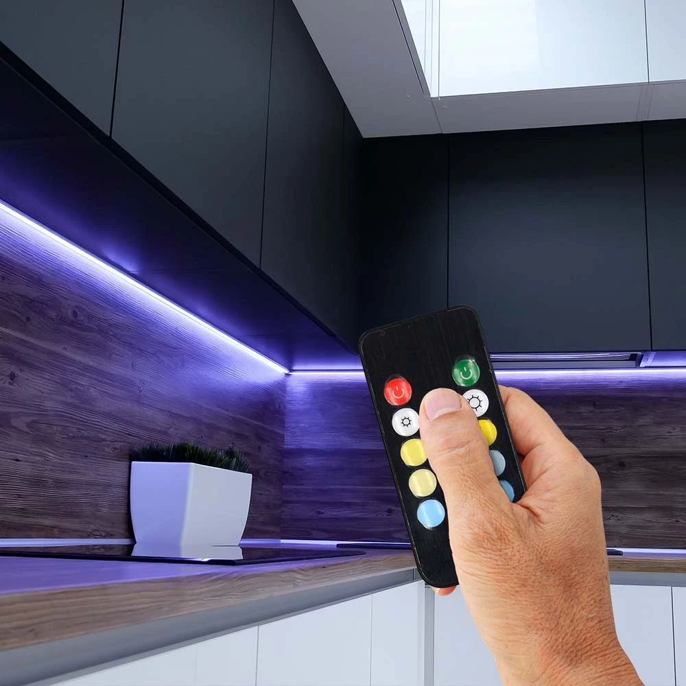 WiFi LED controller med fjernbetjening, 12V/24V, Andre varer hos HomeNordic