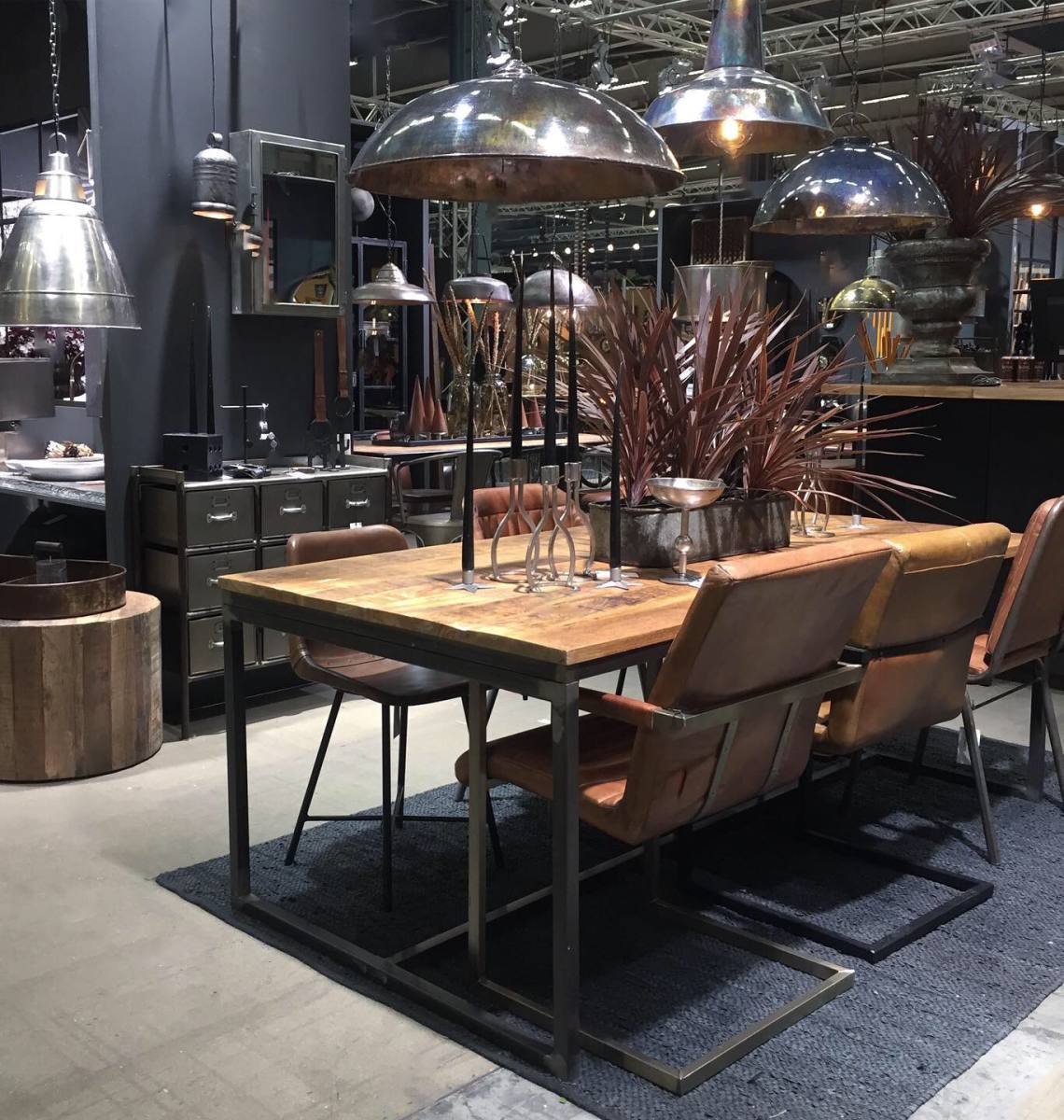 TRADEMARK LIVING THORMANN LAMPE MØRKEBLÅ MARMORERET, produktbillede 3 af 3, Pendler hos HomeNordic