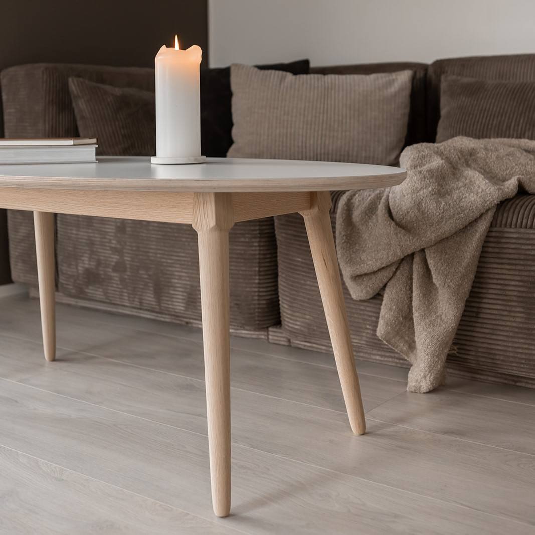 CT 10 - Elipseformet sofabord i hvid laminat og stel i eg, produktbillede 7 af 10, Nordisk design hos HomeNordic