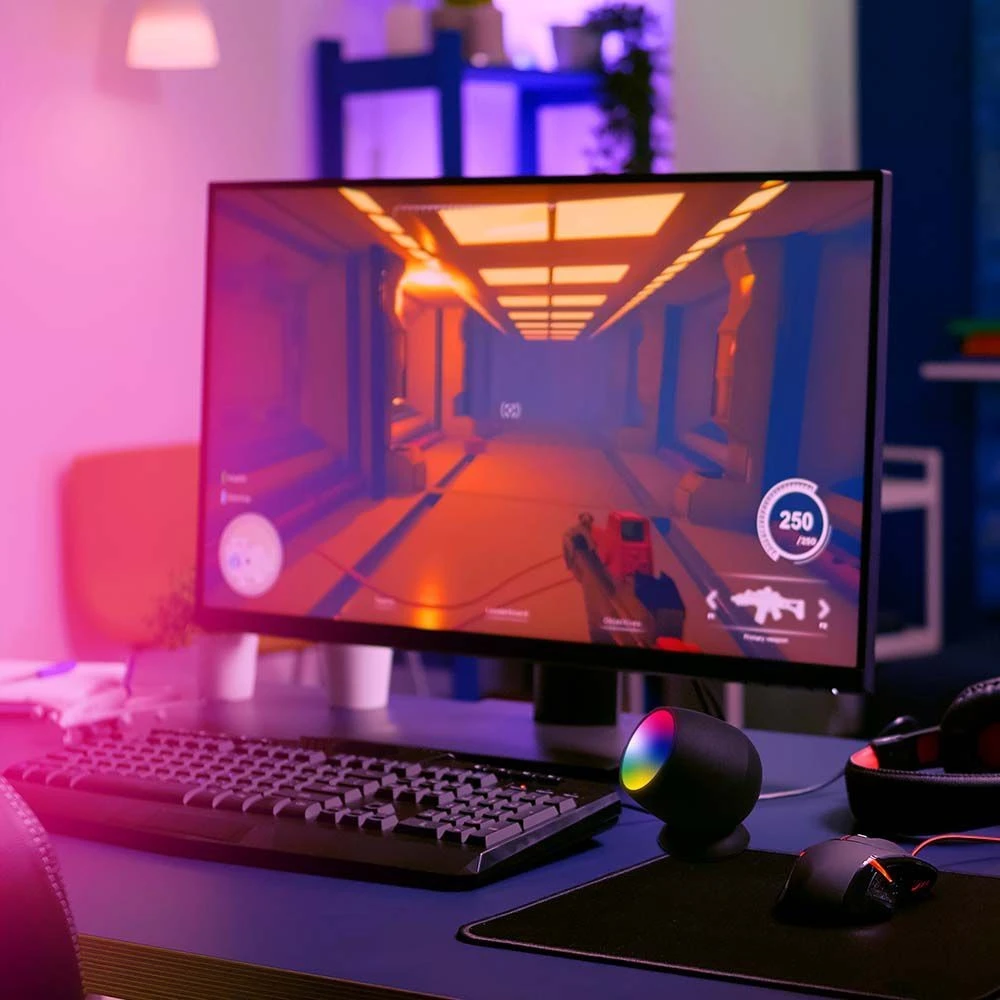Smart Home lampe med RGB+WW, Skriveborde hos HomeNordic