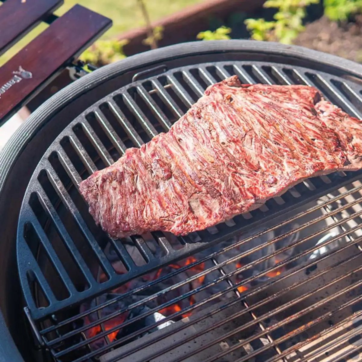 Signature Pro Sort, produktbillede 12 af 17, Kulgrill hos HomeNordic