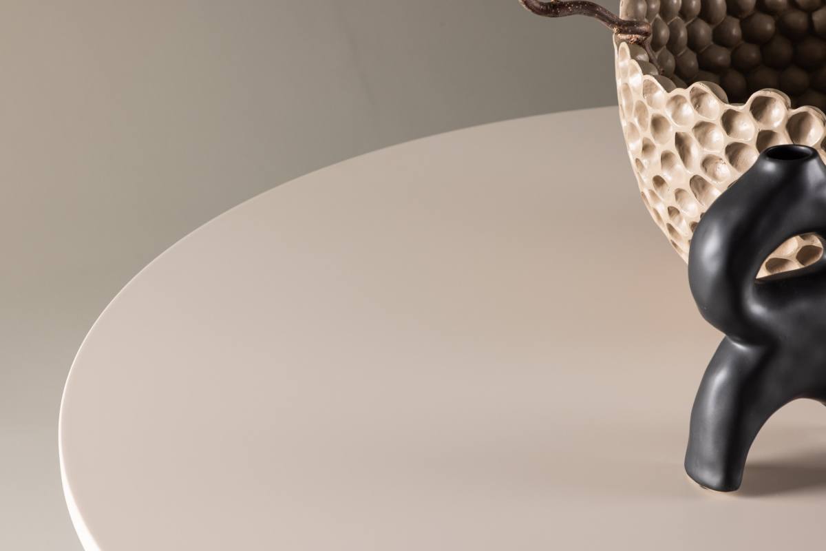 VENTURE DESIGN Olivia spisebord, rund, produktbillede 13 af 16, Spiseborde hos HomeNordic