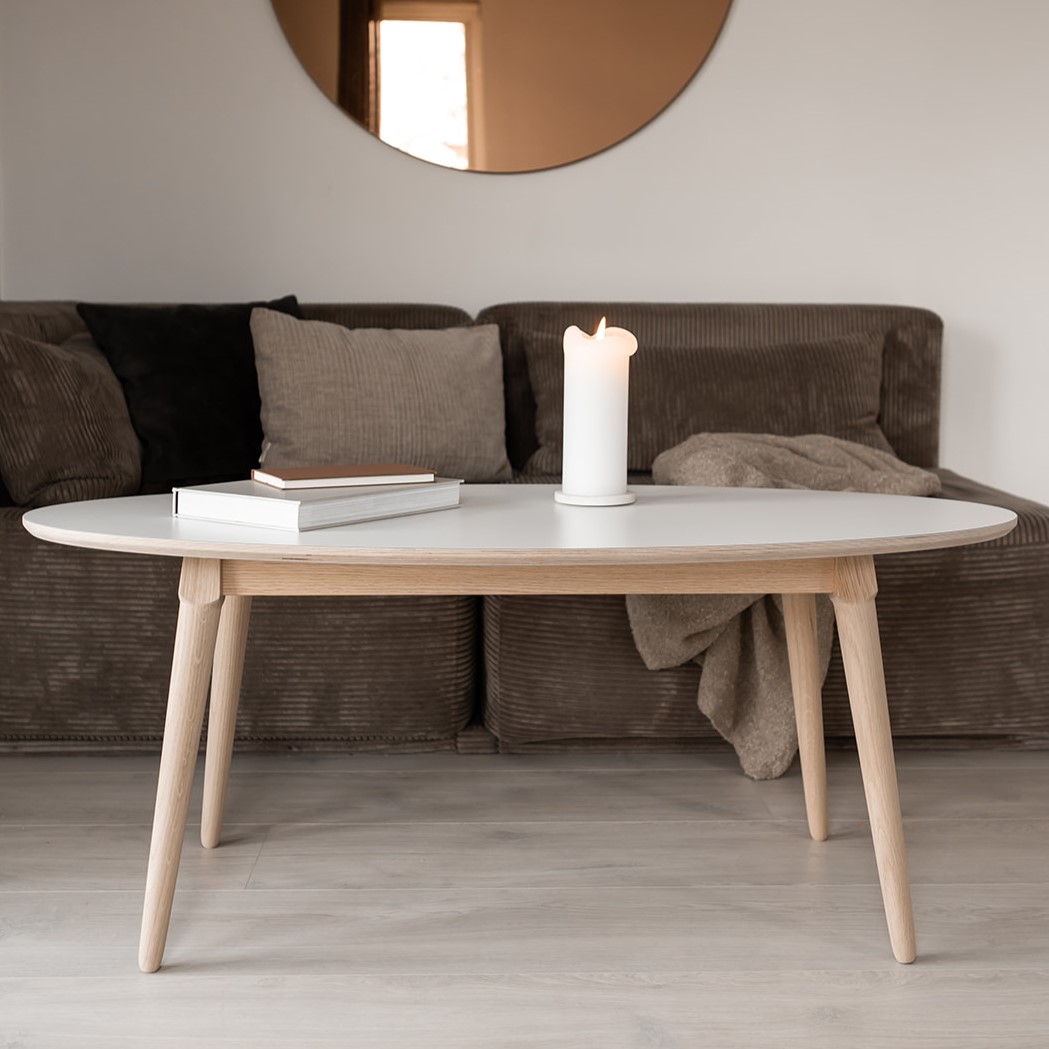 CT 10 - Elipseformet sofabord i hvid laminat og stel i eg, produktbillede 2 af 10, Nordisk design hos HomeNordic
