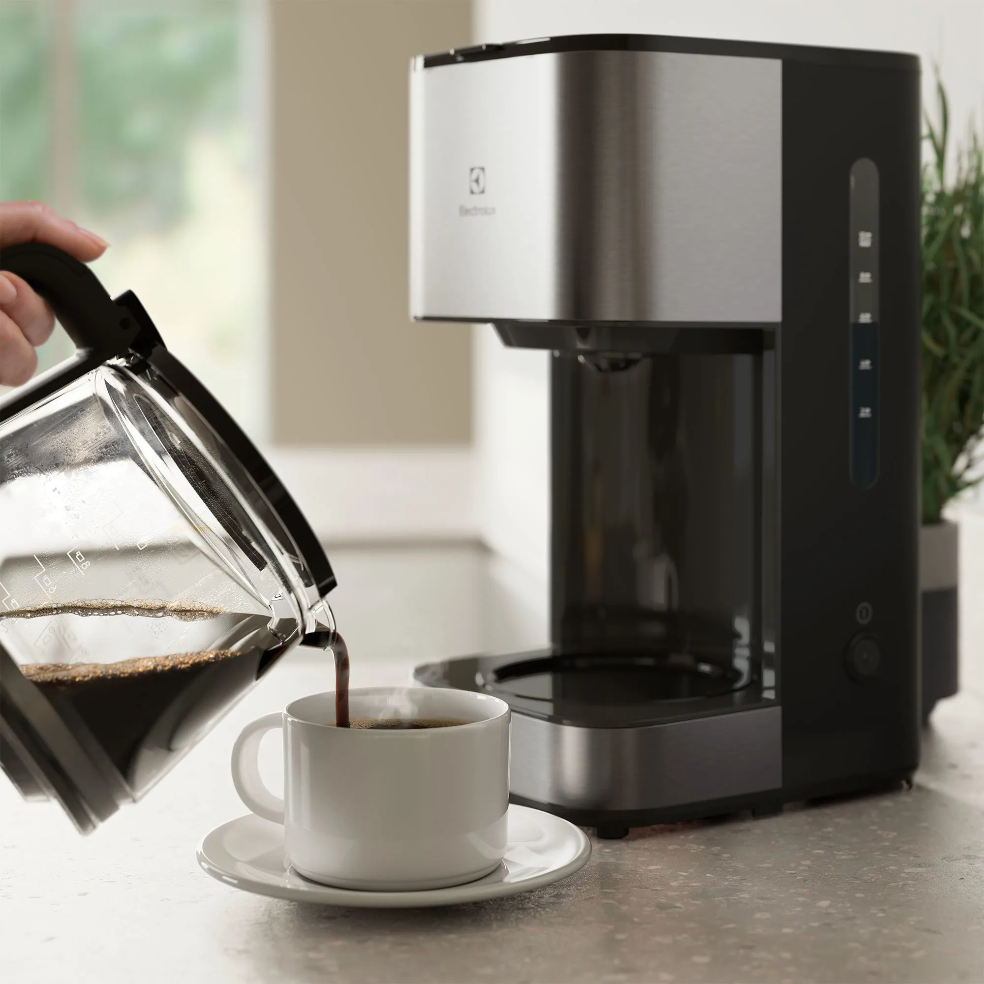 Create 3 E3CM1-3ST kaffemaskine 1,25 liter, rustfri, produktbillede 2 af 4, Kaffemaskiner hos HomeNordic