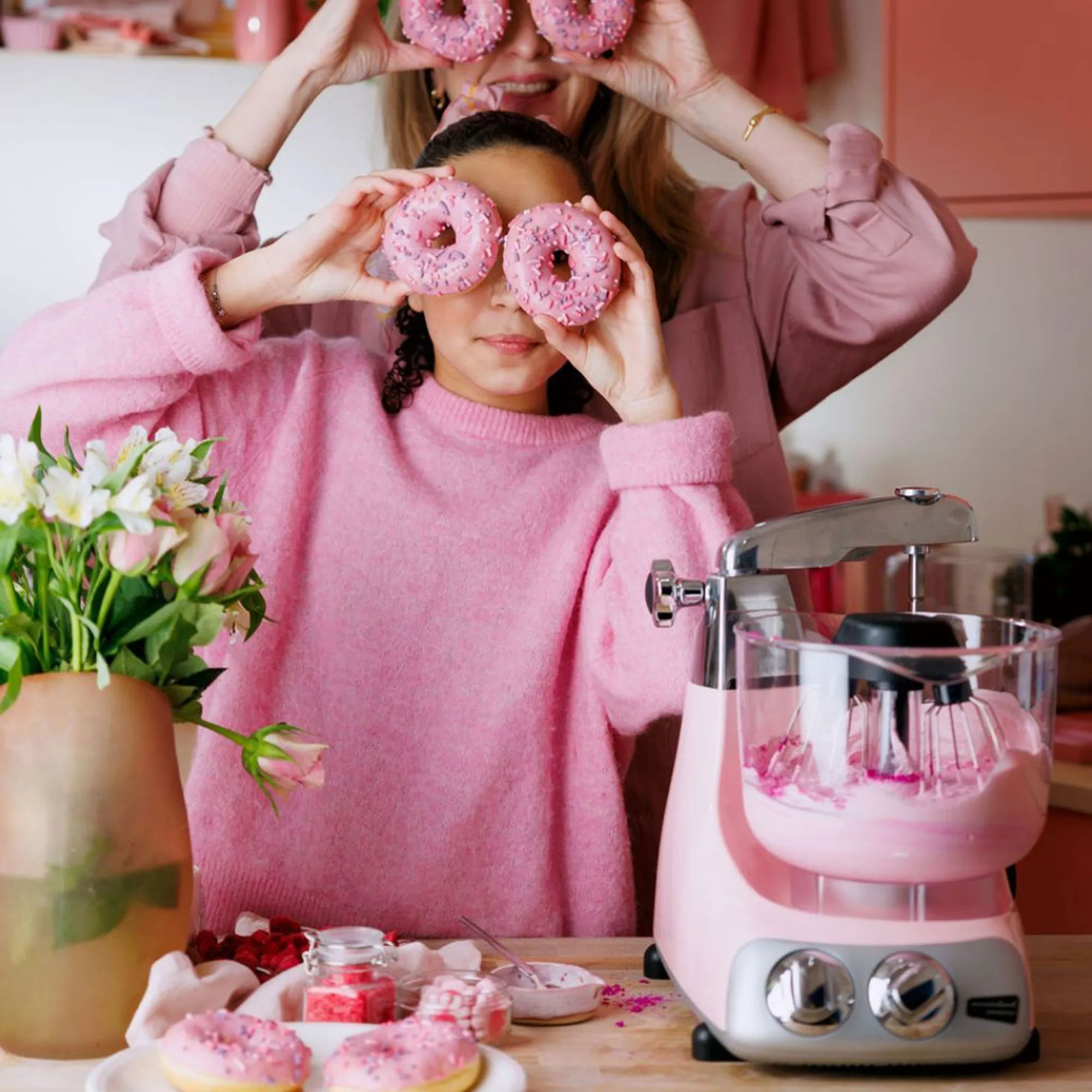 Ankarsrum Assistent Original Røremaskine AKM6230CP Cloudy Pink, produktbillede 5 af 8, Røremaskiner hos HomeNordic
