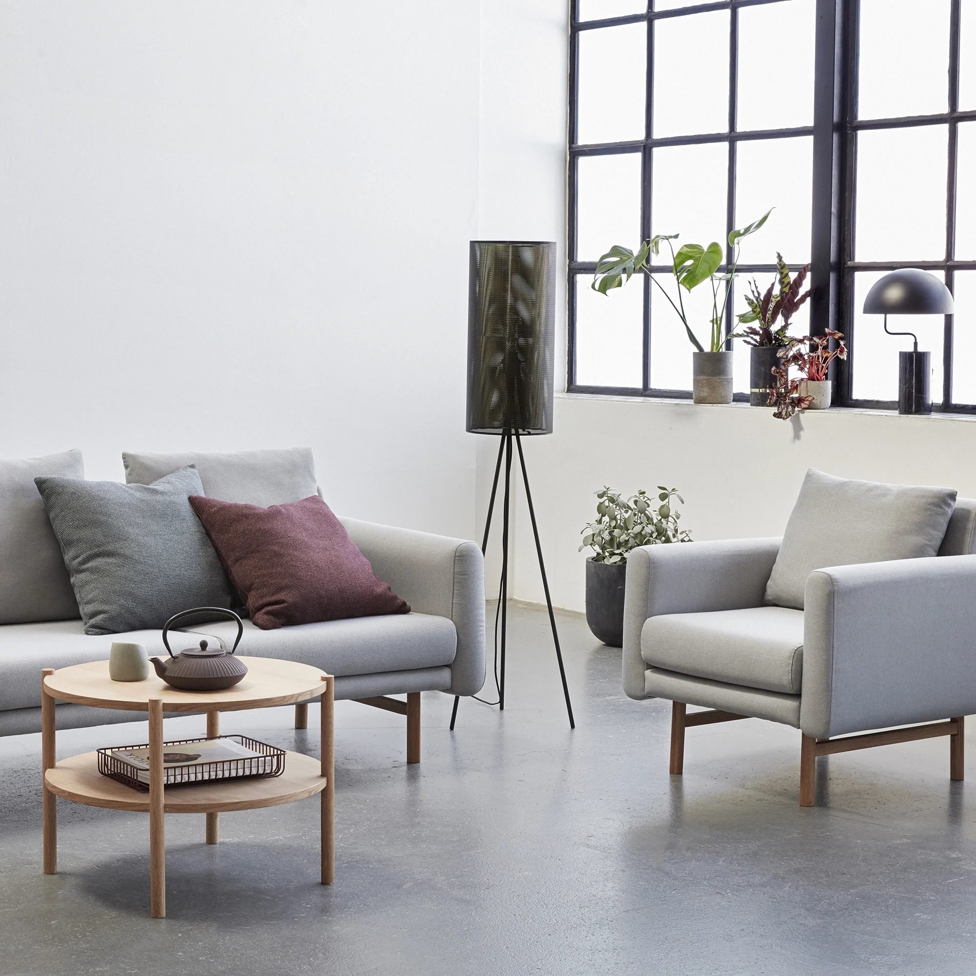 Poise - Marmor Bordlampe, produktbillede 2 af 2, Bordlamper hos HomeNordic