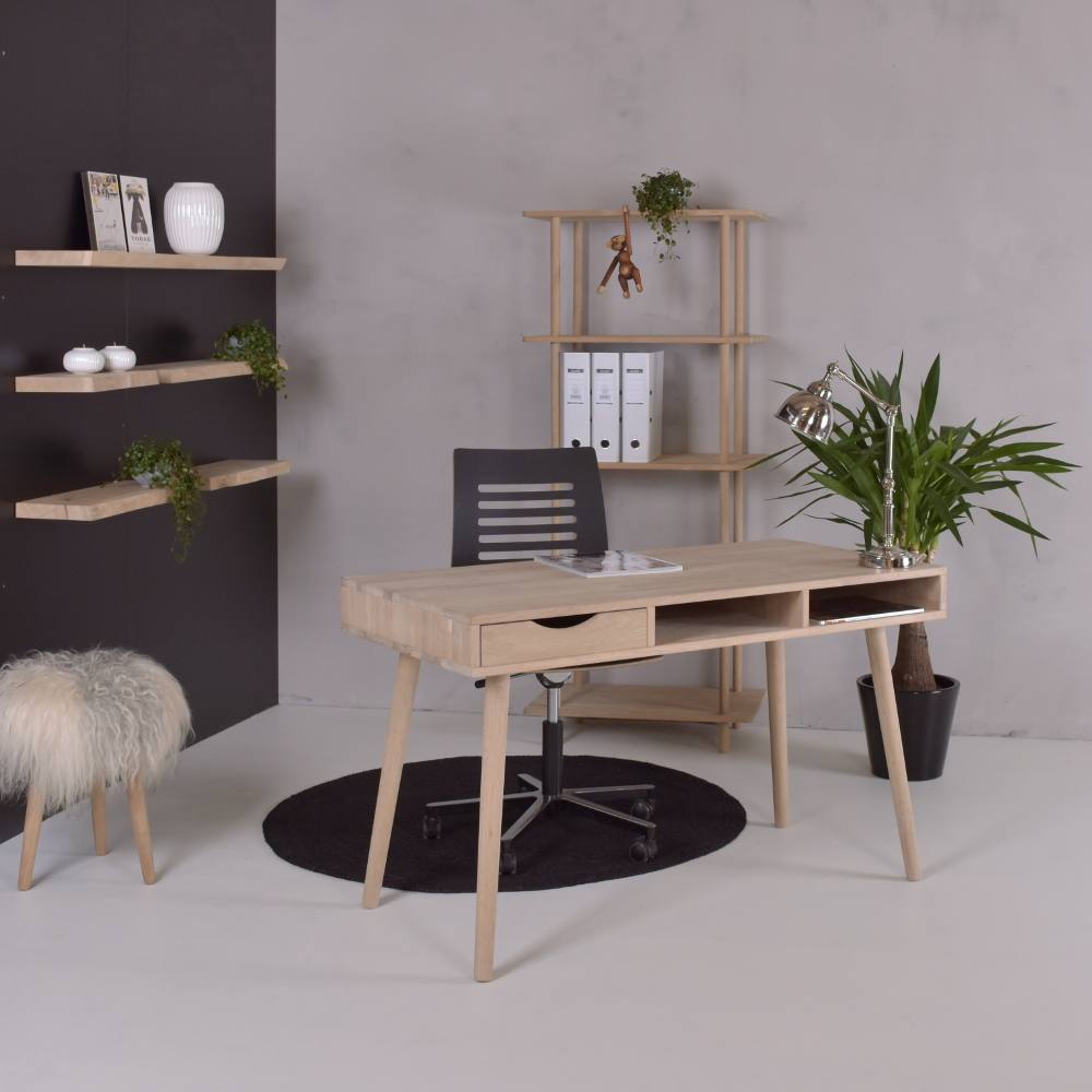 Skrivebord med 1 skuffe, model Texas, massiv eg, Skriveborde hos HomeNordic