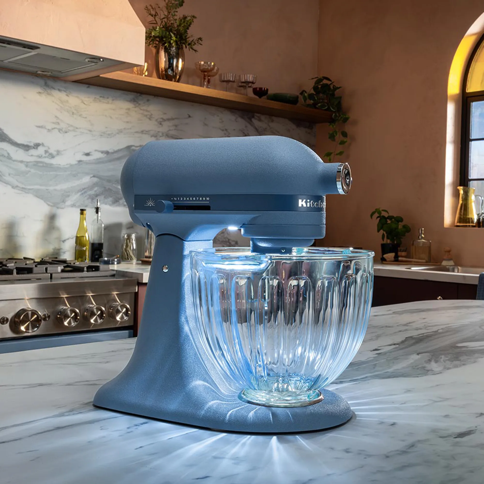 5KSM50GSVEBP Artisan Plus Luminaire køkkenmaskine, blue peppercorn, produktbillede 5 af 10, Røremaskiner hos HomeNordic