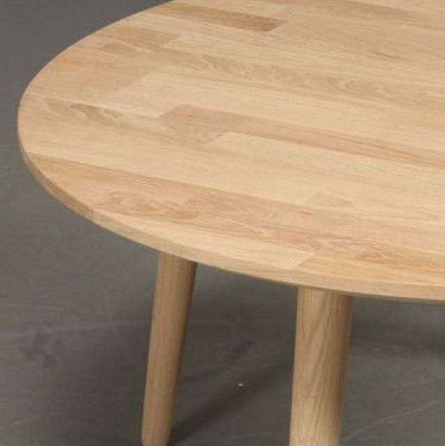CT 10 - sofabord i massiv eg, ø 90 cm, produktbillede 5 af 10, Nordisk design hos HomeNordic
