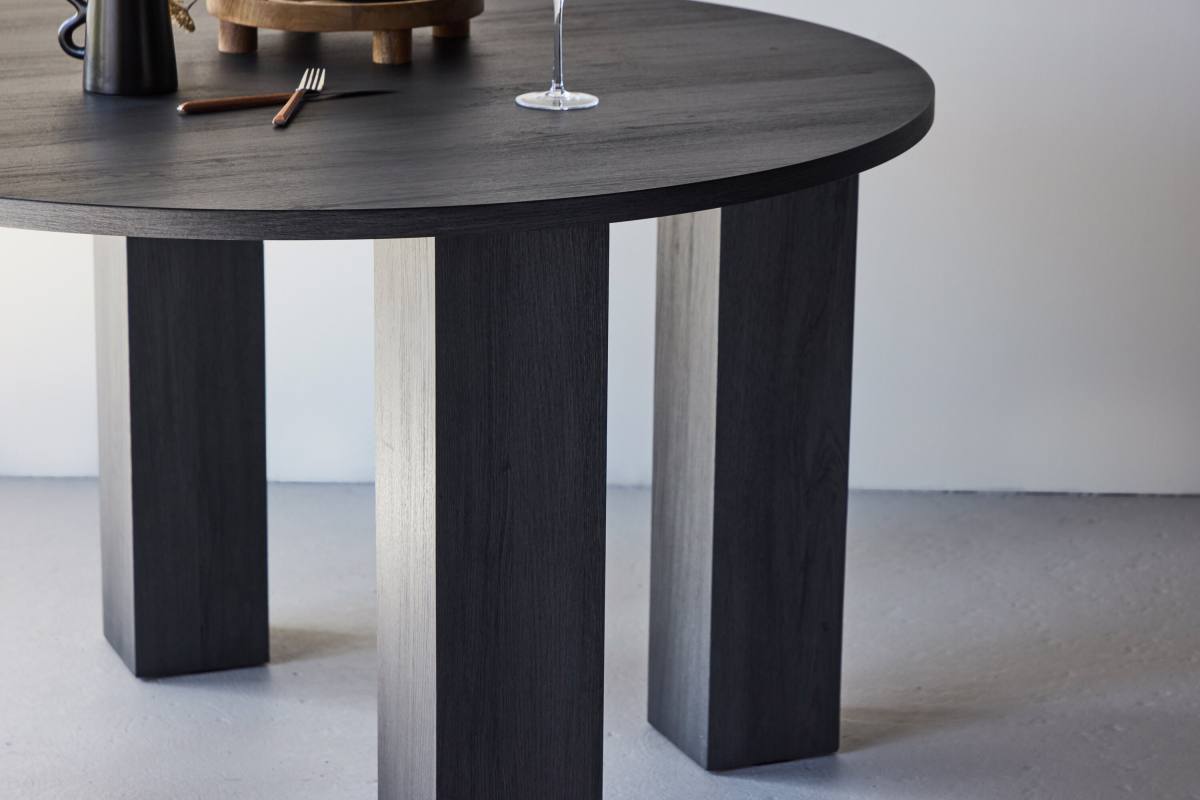 VENTURE DESIGN Juno spisebord rund, produktbillede 16 af 17, Spiseborde hos HomeNordic