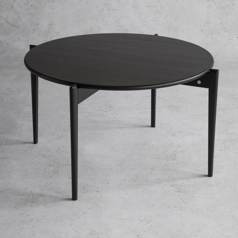 Swish, Rundt sofabord i massiv eg og fem forskellige finish. Ø 88 cm x, produktbillede 7 af 24, Nordisk design hos HomeNordic