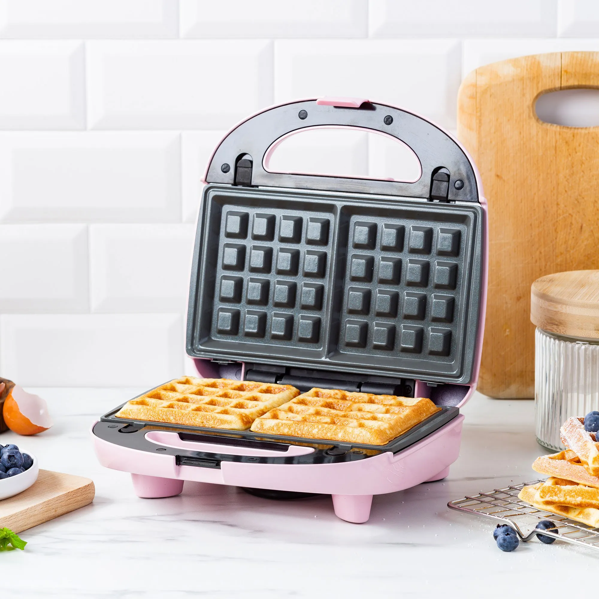 3-i-1 sandwichgrill/vaffeljern, pink, produktbillede 9 af 10 hos HomeNordic