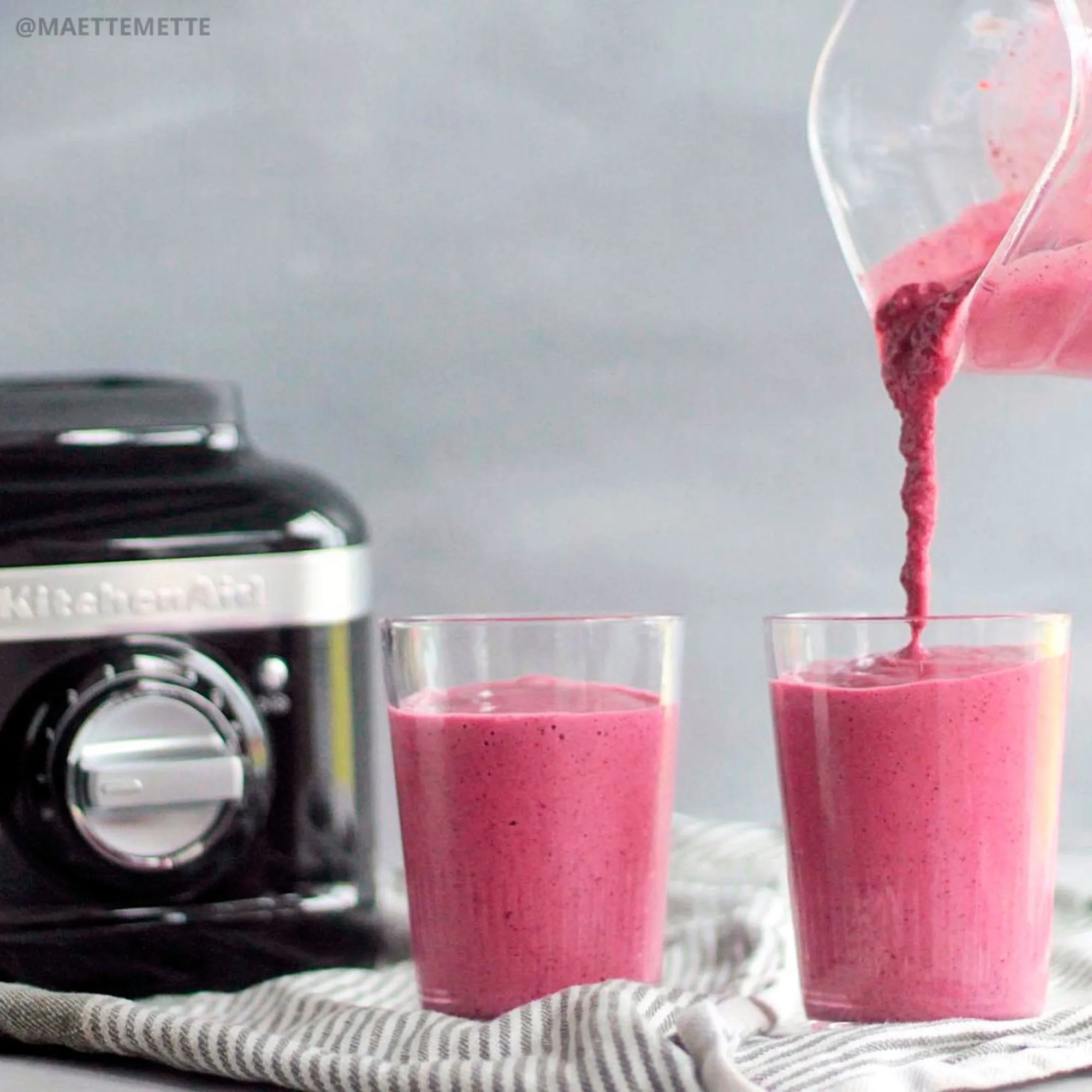 Artisan K400 Blender, Onyx sort, produktbillede 3 af 3, Blendere hos HomeNordic