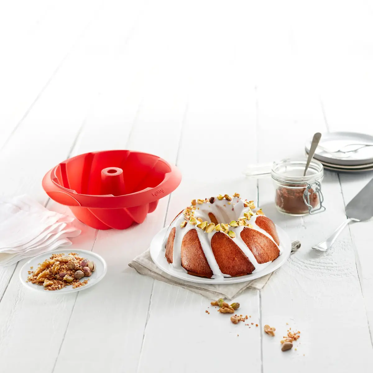 Savarin spiralform 20 cm, rød, produktbillede 5 af 5, Kageforme hos HomeNordic