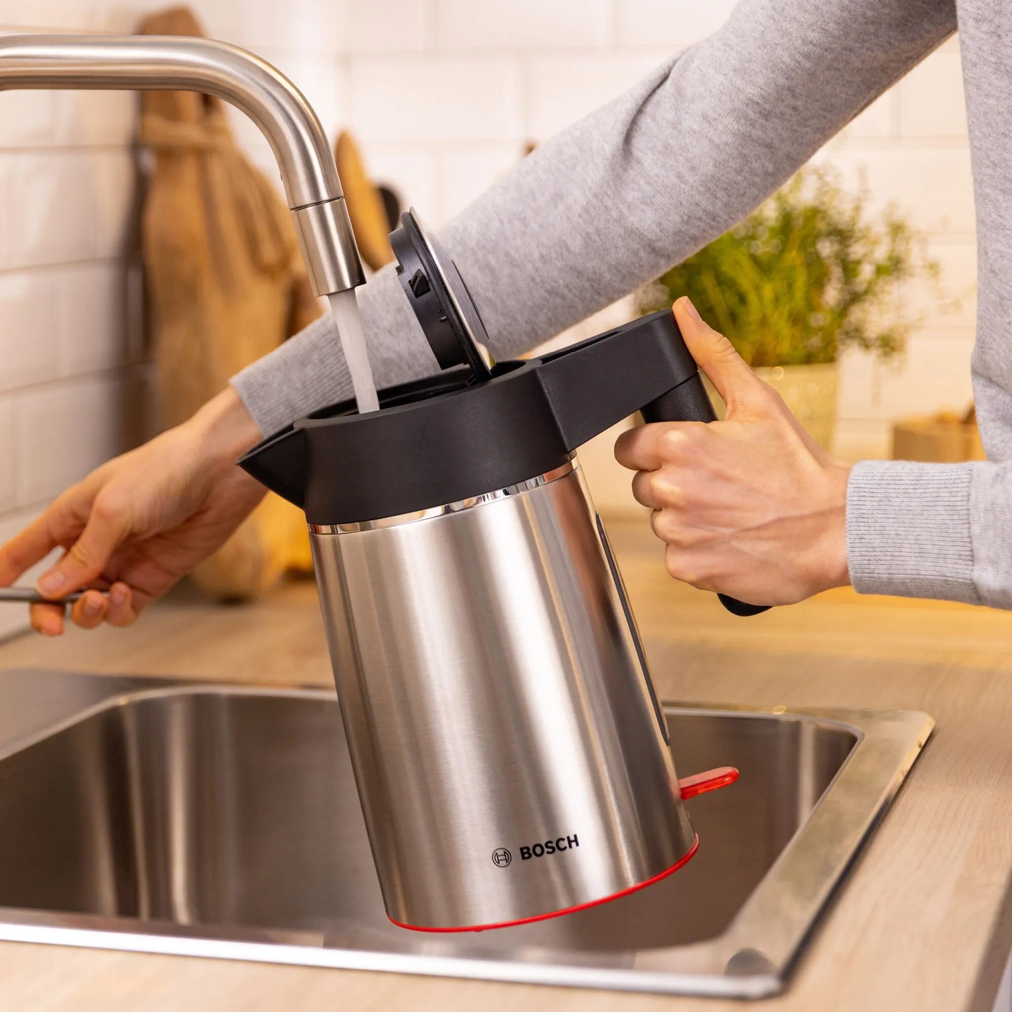 MyMoment Elkedel 1.7L Rustfrit Stål, produktbillede 6 af 12, Elkedler hos HomeNordic