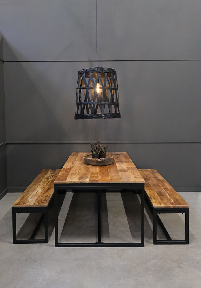 TRADEMARK LIVING SPISEBORD RONALDO SORT STEL, produktbillede 5 af 6, Spiseborde hos HomeNordic