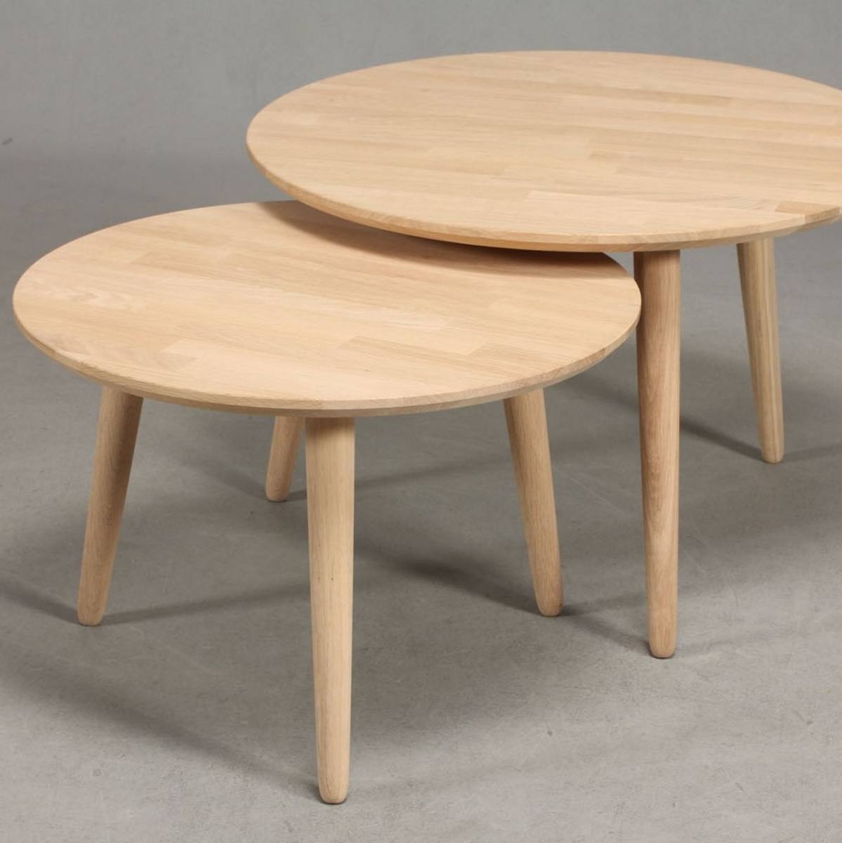CT 10 - Sofabord i massiv eg og diameter 80 cm, produktbillede 8 af 9, Nordisk design hos HomeNordic